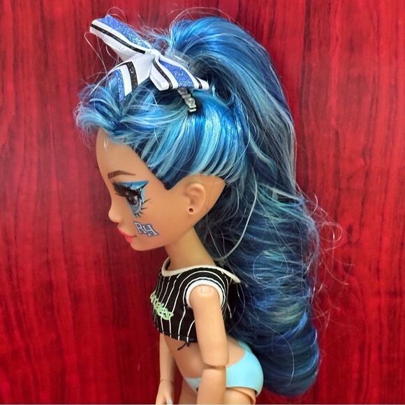 Rainbow โ๐๐๐High Skyler Bradshaw Cheer Squad blue hair - Picture 3 of 14